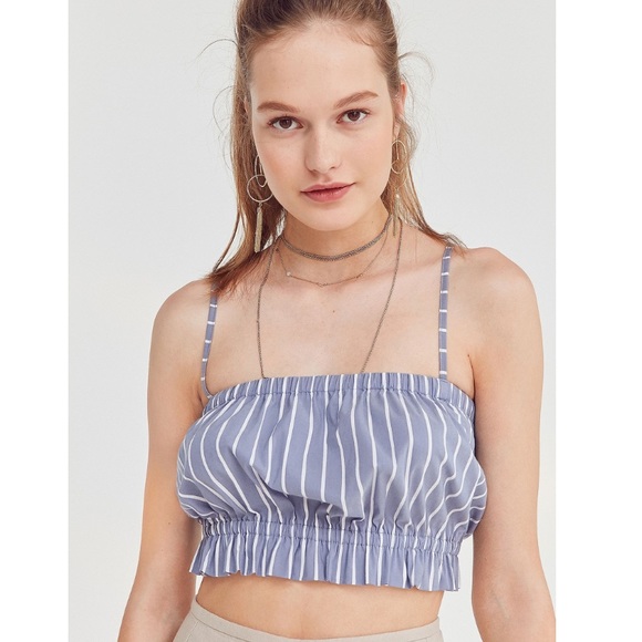 Urban outfitters Elaina ruffle crop top - Picture 1 of 3